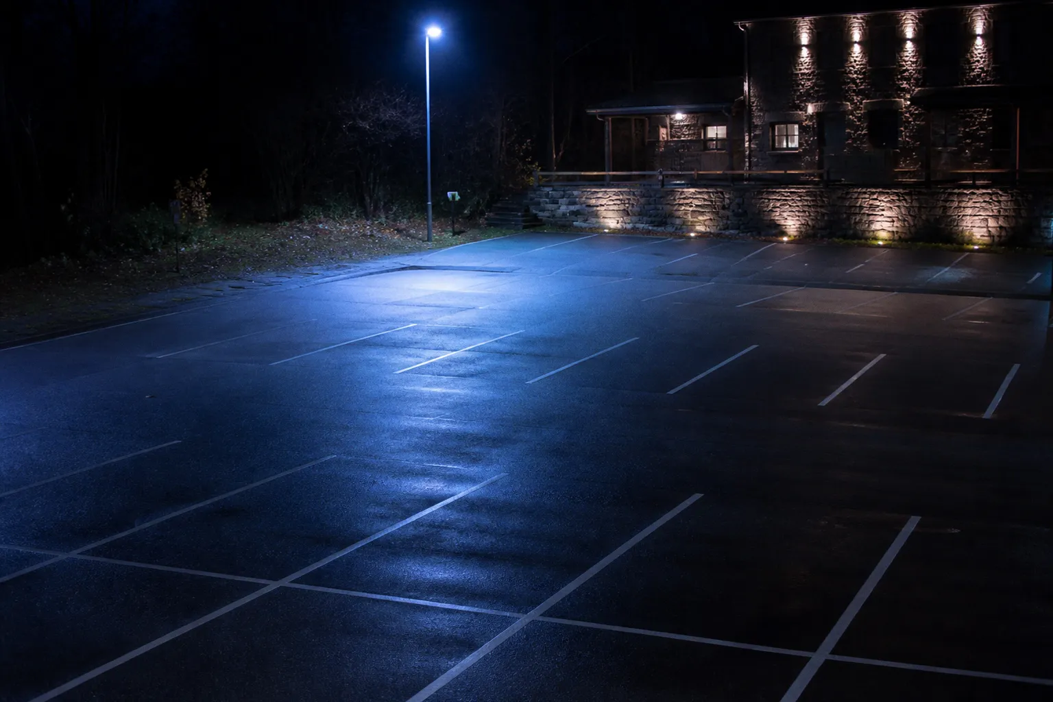 U124 Club Starnberg: Anfahrt, Parken und Orientierung vor Ort